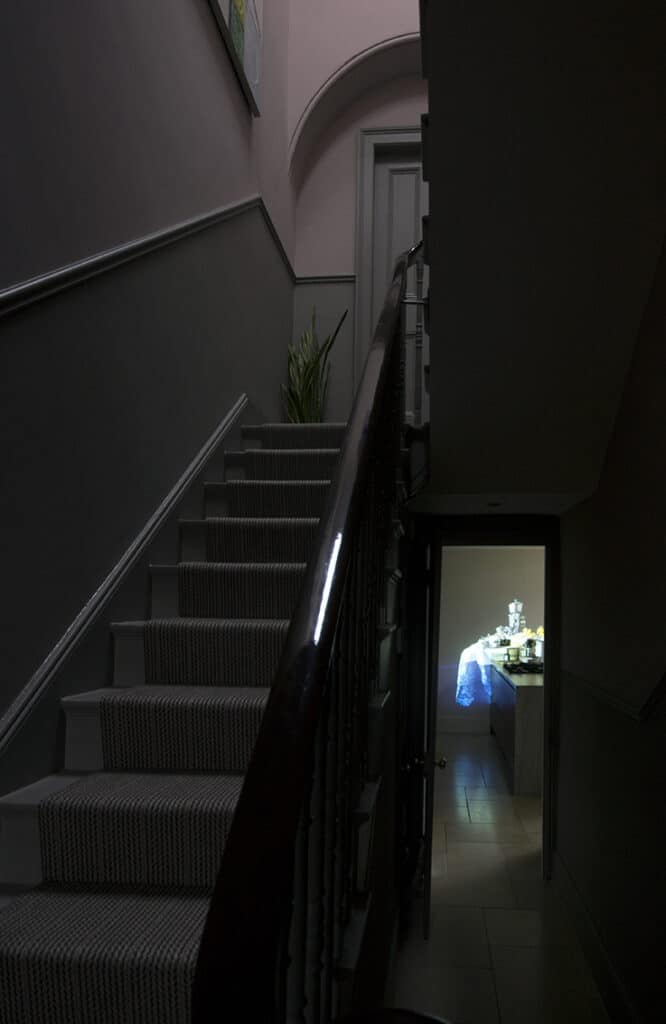 Tracy Staunton - The quiet house